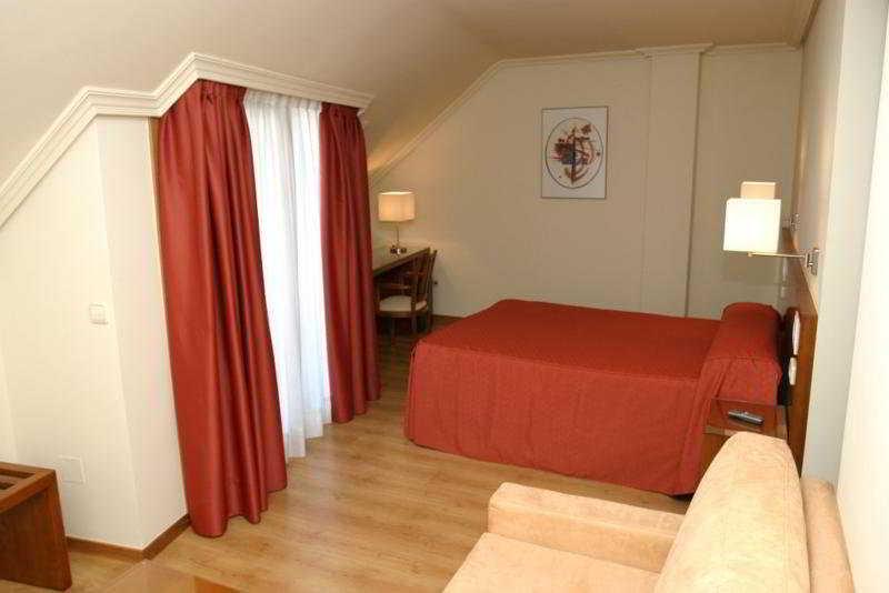 U Hotel Ogalia Vigo Exterior foto