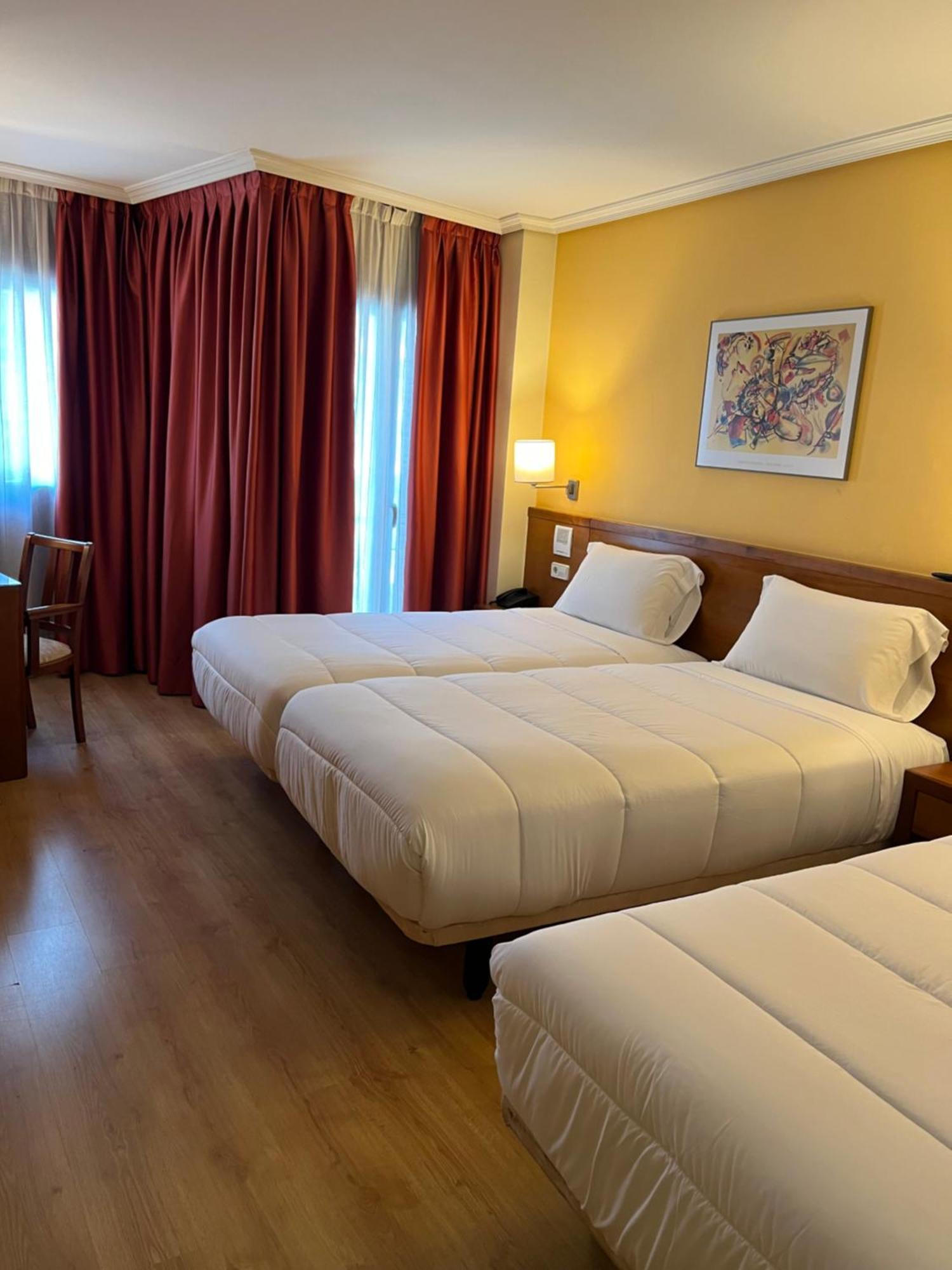 U Hotel Ogalia Vigo Exterior foto