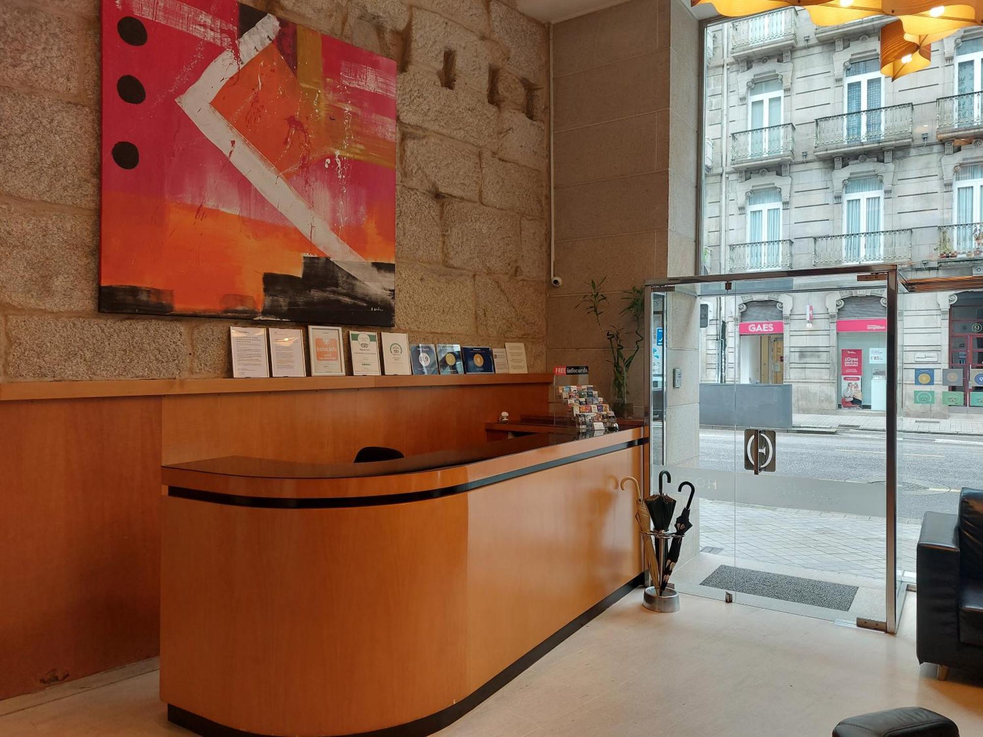 U Hotel Ogalia Vigo Exterior foto
