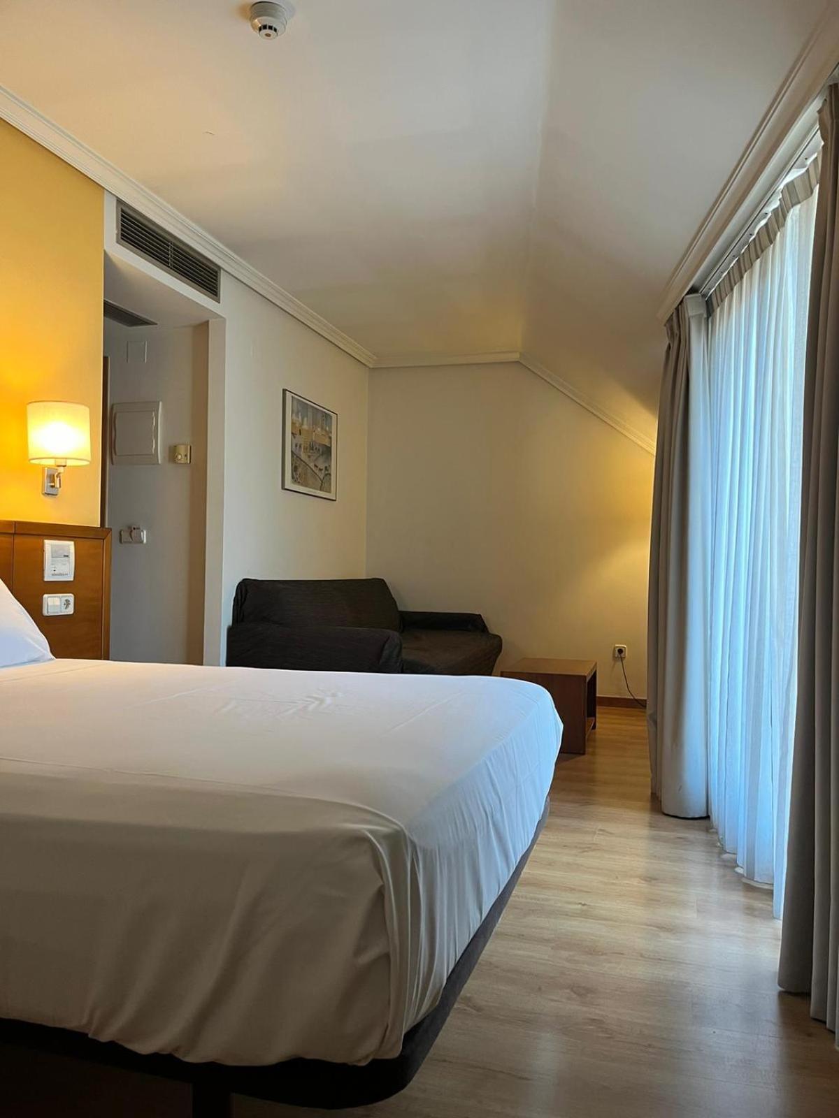 U Hotel Ogalia Vigo Exterior foto