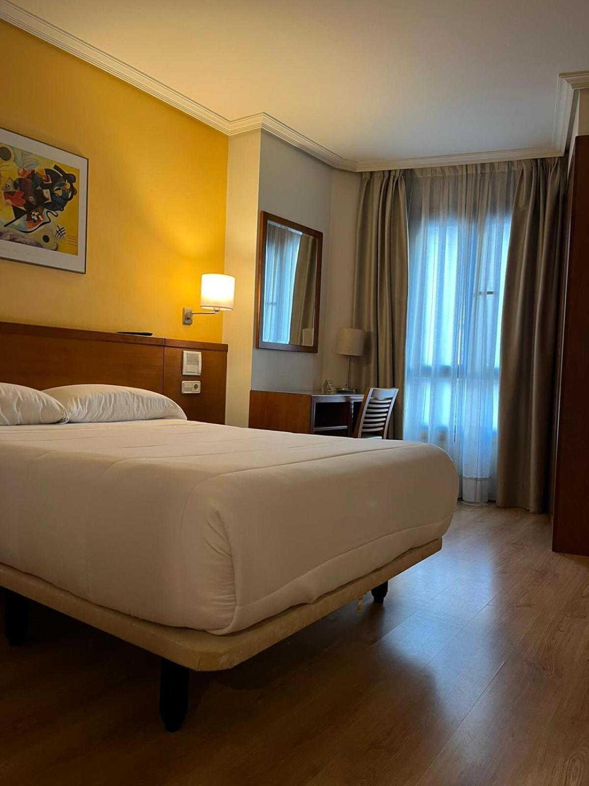 U Hotel Ogalia Vigo Exterior foto