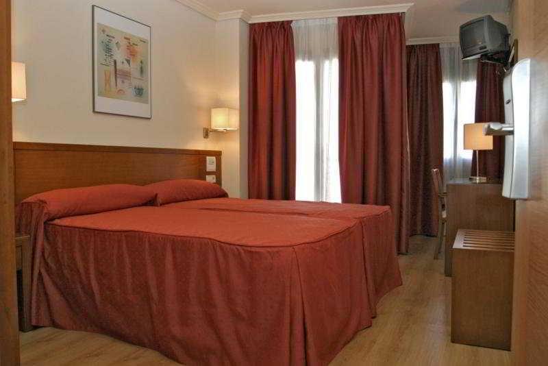 U Hotel Ogalia Vigo Exterior foto